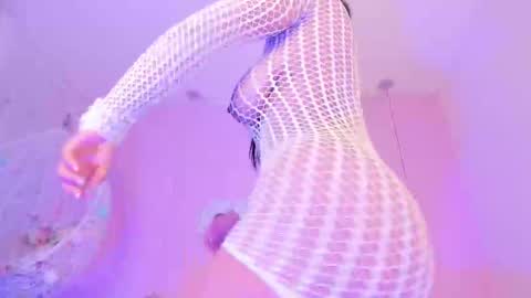 Snapshot of cannelasmith chatting on 3, 10, 2025 cannelasmith online show from 3, 10, 2025