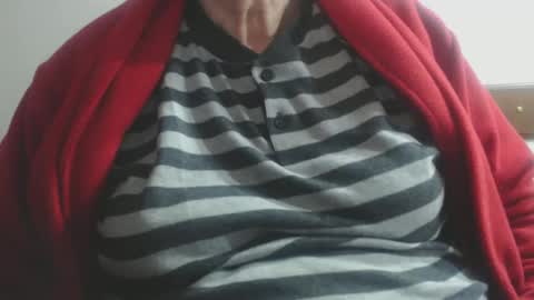 Snapshot of capitanfuturo44 chatting on 4, 12, 2024 Cinzia ex regina online show from 4, 12, 2024