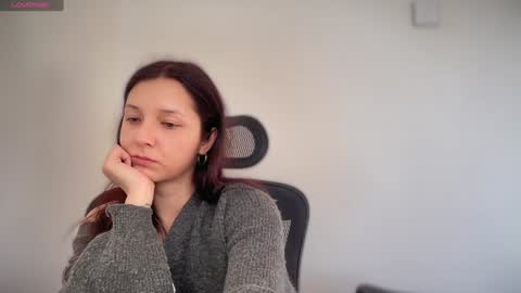 Emma online show from 4, 1, 2025