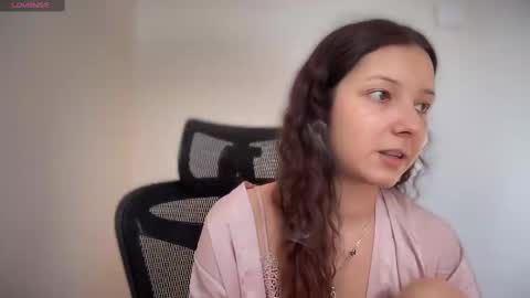 Emma online show from 13, 2, 2025