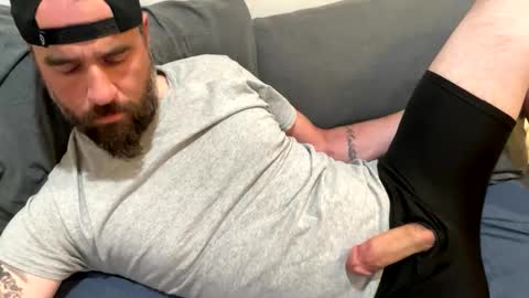 Snapshot of captnblackbeard chatting on 25, 5, 2026 captnblackbeard online show from 25, 5, 2026