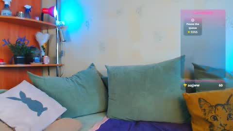 girl - foxi and tranny - kami online show from 24, 9, 2025