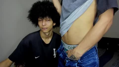 Carlos and Cristian  online show from 11, 11, 2025