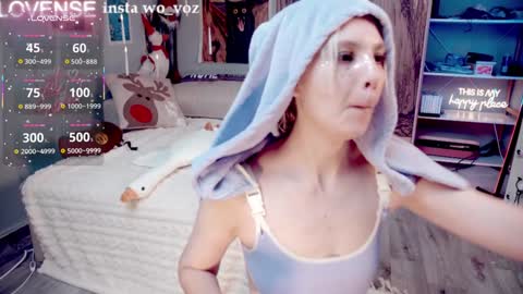 Snapshot of careful_i_bite chatting on 13, 1, 2026 NONA follow online show from 13, 1, 2026