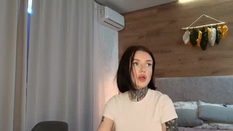 caressyourself online show from 10, 2, 2025