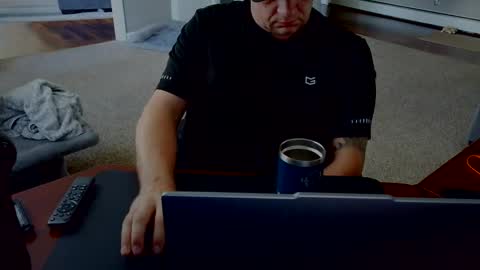 Snapshot of carguy4fun chatting on 31, 5, 2026 carcouple4fun online show from 31, 5, 2026