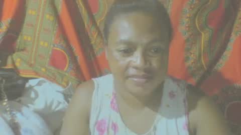 carinesexy69 online show from 5, 1, 2025