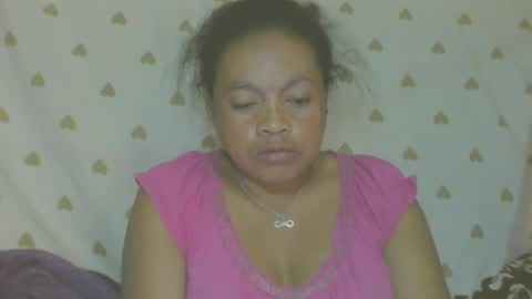 Snapshot of carinesexy69 chatting on 20, 6, 2026 carinesexy69 online show from 20, 6, 2026