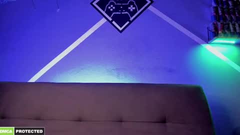 Snapshot of carl_smithh chatting on 10, 10, 2025 Carl online show from 10, 10, 2025