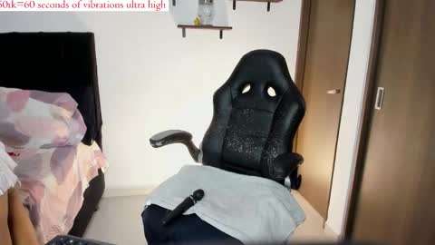 Carla online show from 9, 11, 2025