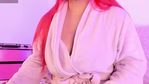 Carla Wet18 online show from 7, 10, 2025