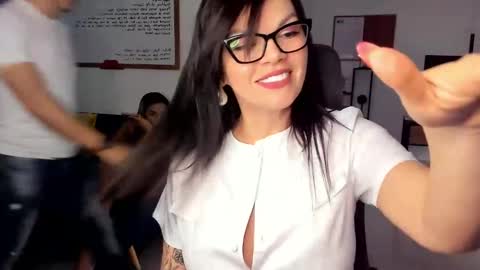 Carla Connor online show from 5, 3, 2025