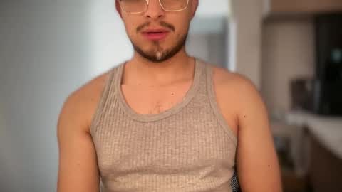 Snapshot of carlcarlinches4 chatting on 7, 1, 2026 carlcarlinches4 online show from 7, 1, 2026