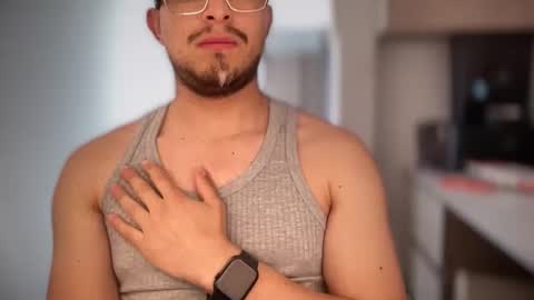 Snapshot of carlcarlinches4 chatting on 8, 1, 2026 carlcarlinches4 online show from 8, 1, 2026