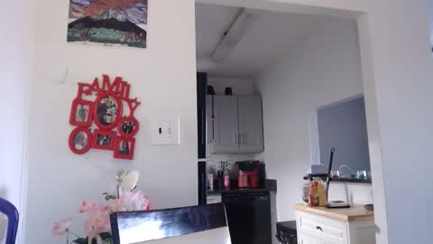 Carlie online show from 5, 4, 2026