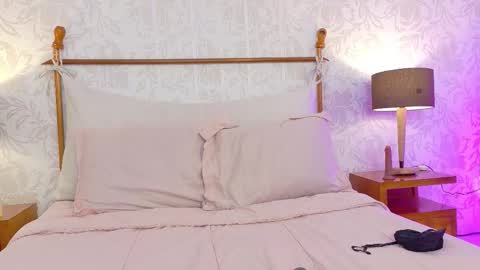 Snapshot of carline_jones chatting on 20, 2, 2026 Carline online show from 20, 2, 2026