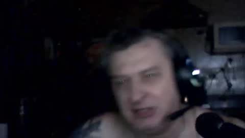 carlos712009 online show from 12, 2, 2026