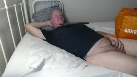 carlos_bangs online show from 11, 10, 2025