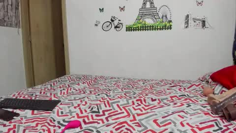 Snapshot of carlos_diana chatting on 19, 11, 2025 carlos diana online show from 19, 11, 2025