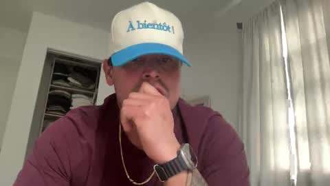 carlosportillo2186 online show from 15, 4, 2026