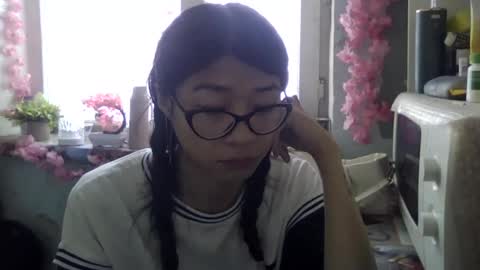 Snapshot of carlyjoy chatting on 5, 10, 2025 CarlyJoy online show from 5, 10, 2025