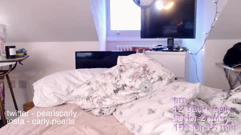 Carly Pearls online show from 17, 1, 2025