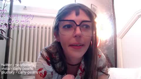 Carly Pearls online show from 3, 2, 2025