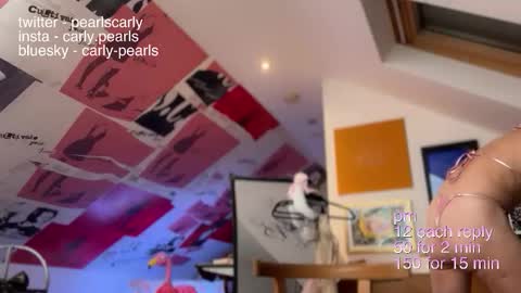 Carly Pearls online show from 15, 9, 2025