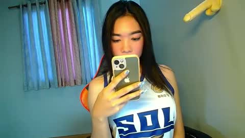 Snapshot of carmelasexmachinex chatting on 25, 1, 2025 carmela online show from 25, 1, 2025