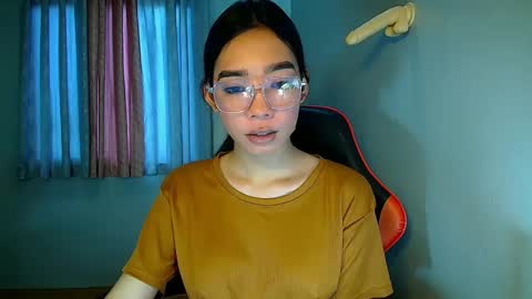 Snapshot of carmelasexmachinex chatting on 4, 2, 2025 carmela online show from 4, 2, 2025