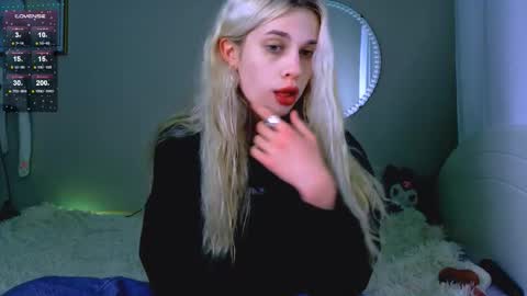 Snapshot of carmen__crybaby chatting on 1, 11, 2025 carmen__crybaby online show from 1, 11, 2025
