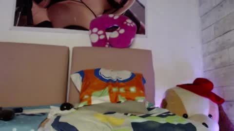 Snapshot of caro_milf_ chatting on 29, 1, 2025 Caro milf  online show from 29, 1, 2025