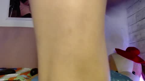 Snapshot of caro_milf_ chatting on 7, 2, 2025 Caro milf  online show from 7, 2, 2025