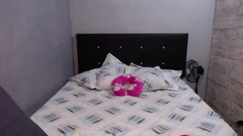 Caro milf  online show from 10, 4, 2026