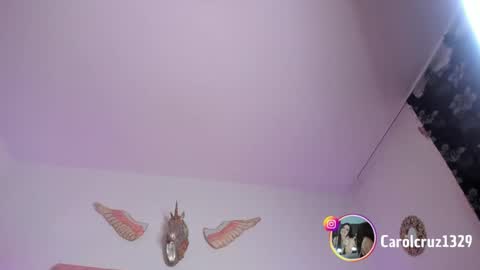 Carol  Cruz online show from 5, 1, 2025