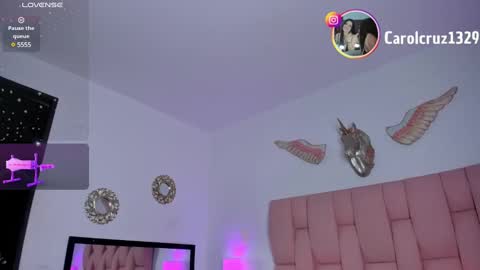 Carol  Cruz online show from 7, 1, 2025