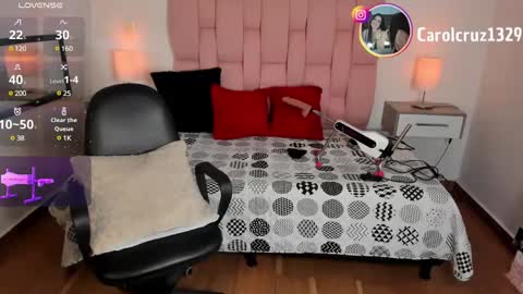 Carol  Cruz online show from 11, 2, 2025