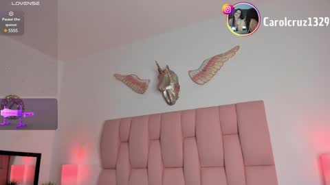 Carol  Cruz online show from 15, 2, 2025