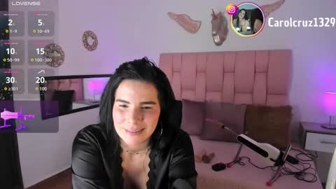 Carol  Cruz online show from 22, 2, 2025