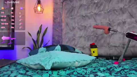 Carol  Cruz online show from 23, 2, 2025