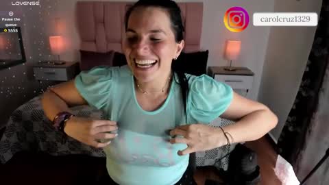 Carol  Cruz online show from 7, 3, 2025