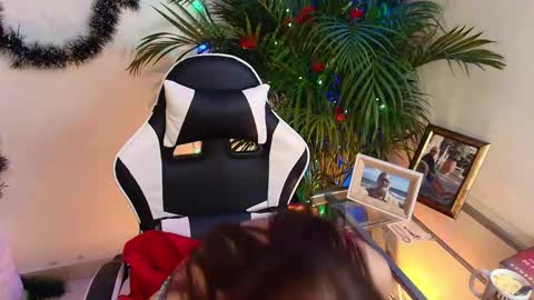 Snapshot of carol_miss2 chatting on 2, 12, 2025 CAROL online show from 2, 12, 2025