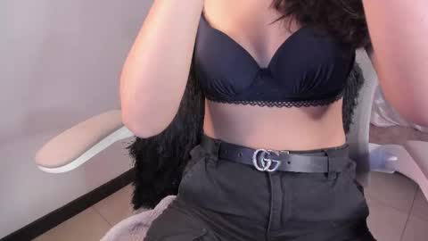 Snapshot of caroliine__ chatting on 18, 9, 2025 Caroline online show from 18, 9, 2025