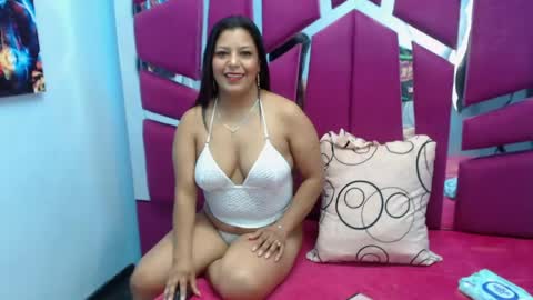 carolina suarez online show from 21, 4, 2026