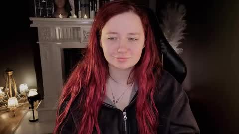 Snapshot of carolina_winter chatting on 28, 4, 2026 Mira online show from 28, 4, 2026