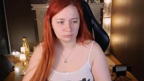 Snapshot of carolina_winter chatting on 31, 5, 2026 Mira online show from 31, 5, 2026