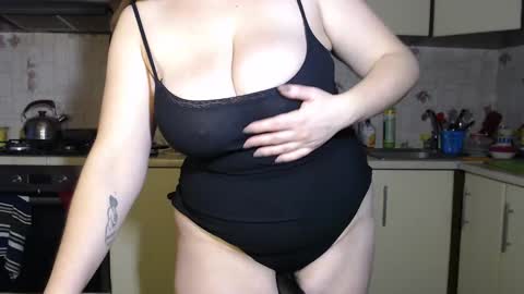 Snapshot of carolinadiamond chatting on 16, 12, 2024 carolinadiamond online show from 16, 12, 2024