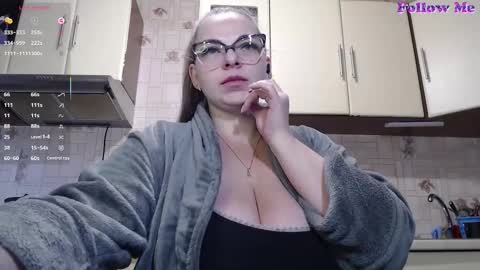 Snapshot of carolinadiamond chatting on 4, 10, 2025 carolinadiamond online show from 4, 10, 2025