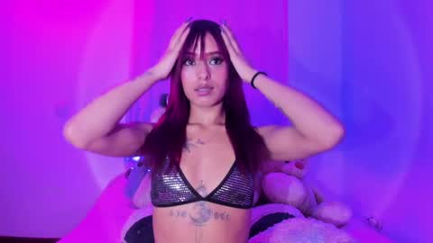 Snapshot of caroline_cute7 chatting on 27, 5, 2026 caroline 3 online show from 27, 5, 2026