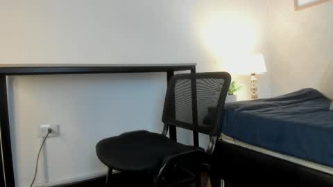  Caroline  online show from 20, 2, 2026